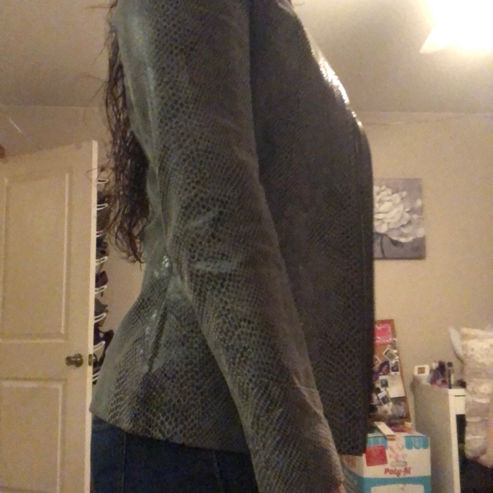 Genuine Leather Snakeskin Pattern Jacket - image 5